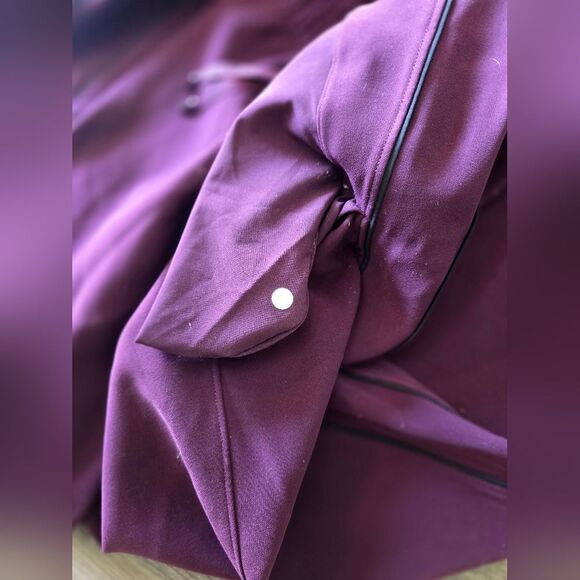 Lululemon plumb high waist vented pants size 6 - Picture 5 of 9